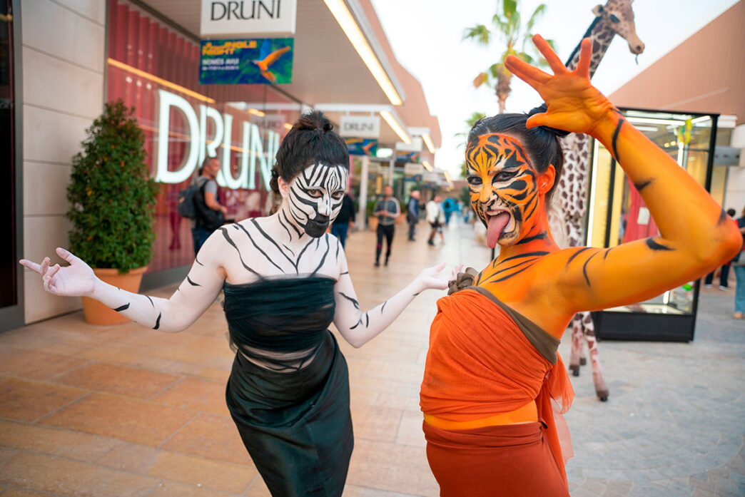 retail nocturno: Celebración de una edición de Jungle Night