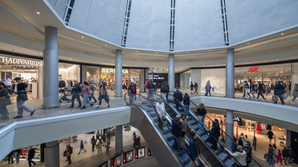 retail accesible en el centro comercial H2O