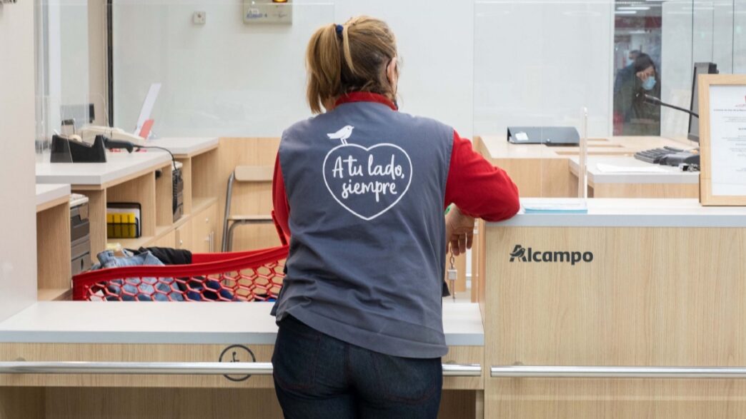 vendedor especializado tienda física