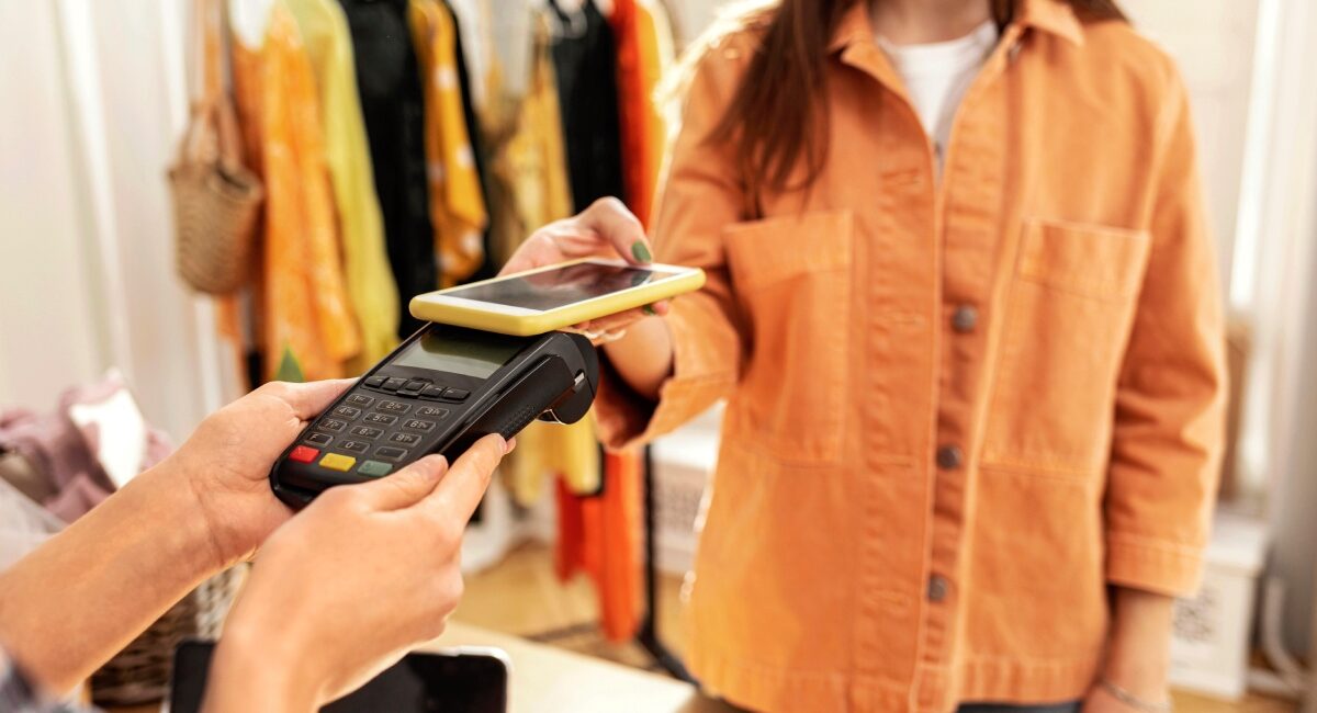efectivo en comercios España